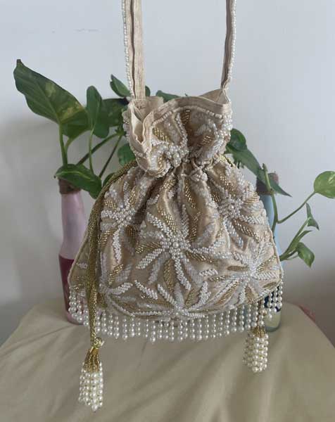 White Pearl embellished potli bag – Dhaaga&Co.