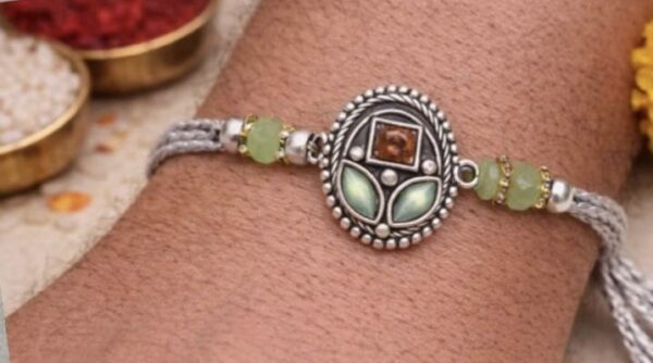 Avni Stone Rakhi